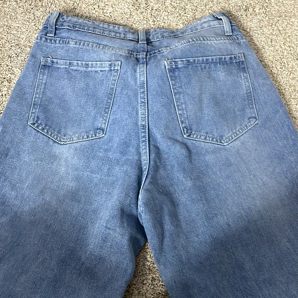 Jeans - Picture 3 of 3